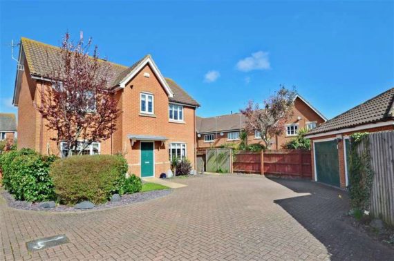 4&nbsp;Bedroom&nbsp;Detached